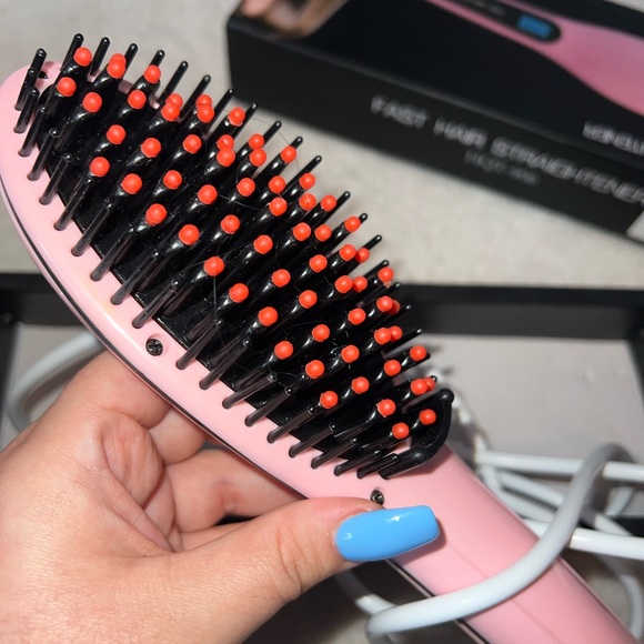 Brush hair straightener - Picture 4 of 4